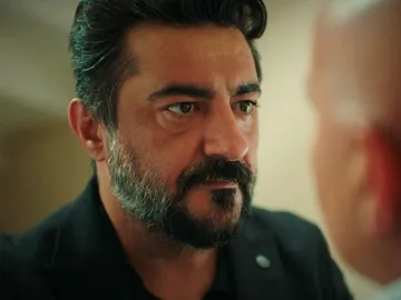 Akif, en peligro tras agredir a un fiscal por equivocación: "¿Por qué me mandaste el vídeo?" Akif, en peligro tras agredir a un fiscal por equivocación: "¿Por qué me mandaste el vídeo?"