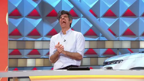 La respuesta surrealista de Xurxo en el exprés… ¡que provoca la risa imparable de Jorge Fernández! La respuesta surrealista de Xurxo en el exprés… ¡que provoca la risa imparable de Jorge Fernández!