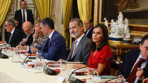 Los reyes Felipe y Letizia presiden la reunión anual del Patronato del Instituto Cervantes Los reyes Felipe y Letizia presiden la reunión anual del Patronato del Instituto Cervantes