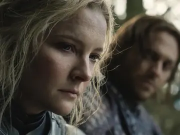 Galadriel y Halbrand en 'Los Anillos de Poder' Galadriel y Halbrand en 'Los Anillos de Poder'