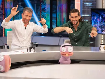 Álvaro Soler alucina con el reto de Trancas y Barrancas: "Sois dobladores increíbles" Álvaro Soler alucina con el reto de Trancas y Barrancas: "Sois dobladores increíbles"