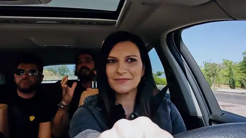 Laura Pausini se enfrenta al reto viral para elegir qué haría con el resto de coaches: ¿Con cuál tendría una noche loca? Laura Pausini se enfrenta al reto viral para elegir qué haría con el resto de coaches: ¿Con cuál tendría una noche loca?