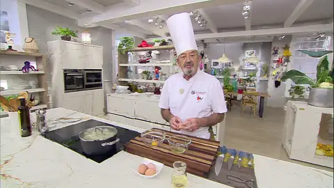 El truco de Arguiñano para "aprovechar las claras de huevo" que te sobran El truco de Arguiñano para "aprovechar las claras de huevo" que te sobran