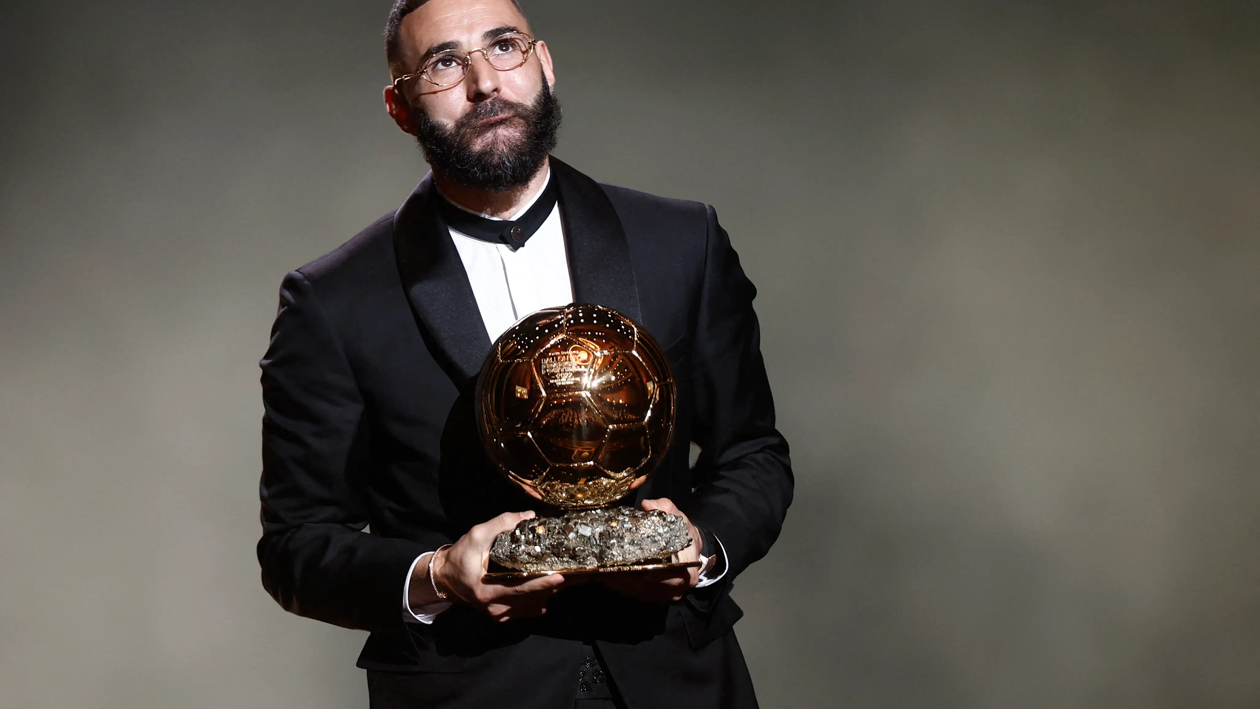 Karim Benzema, emocionado tras ganar el Balón de Oro 2022 Karim Benzema, emocionado tras ganar el Balón de Oro 2022