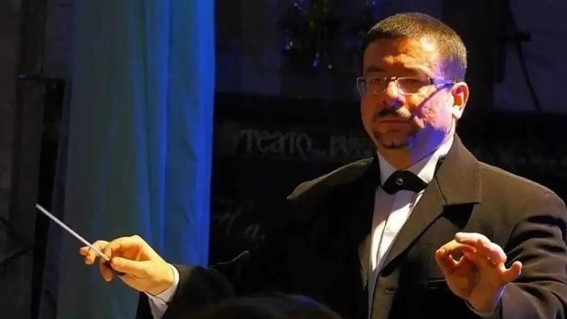 Yuri Kerpatenko, director de orquesta ucraniano, en un concierto Yuri Kerpatenko, director de orquesta ucraniano, en un concierto
