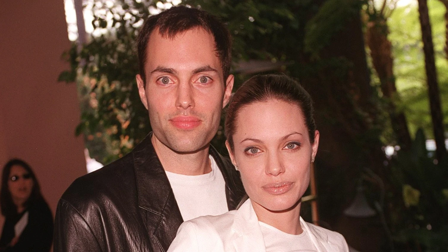 Angelina Jolie junto a su hermano James Haven Angelina Jolie junto a su hermano James Haven