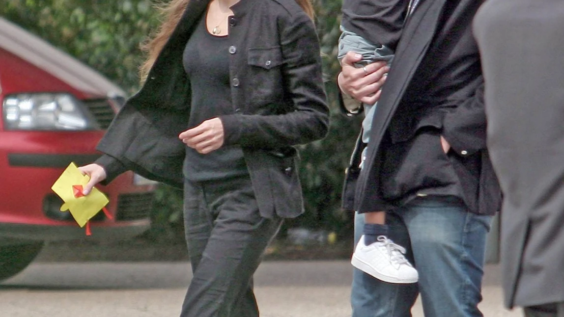 Angelina Jolie junto a su hermano James Haven