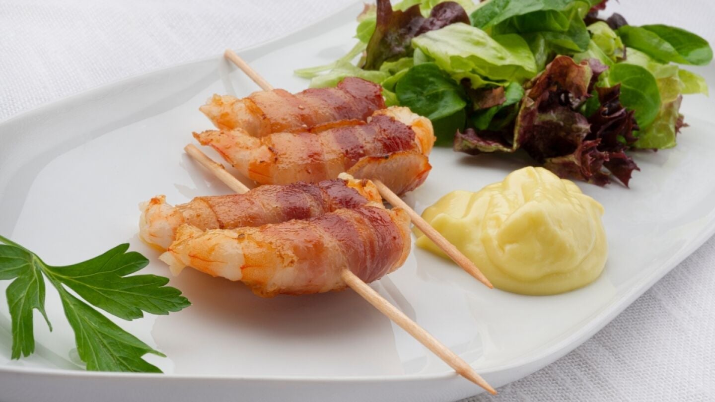 Karlos Arguiñano: brochetas de langostinos, "un bocado de dioses" listo en 3 minutos