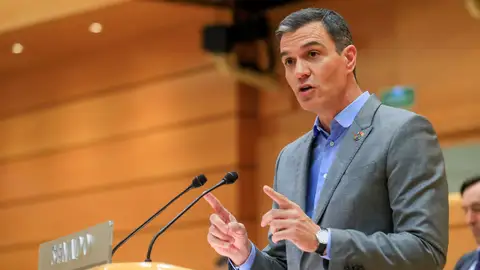 Cara a cara entre Pedro Sánchez y Alberto Núñez Feijóo Cara a cara entre Pedro Sánchez y Alberto Núñez Feijóo