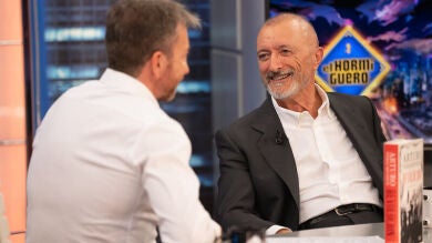 La lección de vida de Arturo Pérez-Reverte: “Una mujer callada puede enseñarte más que diez hombres hablando”