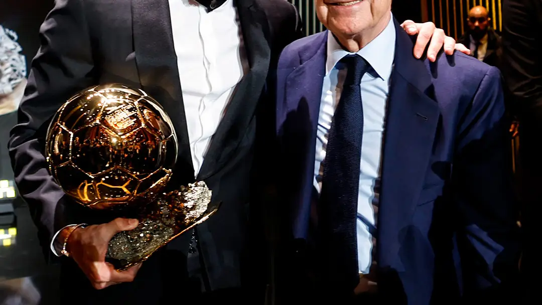 Florentino P&eacute;rez, junto a Benzema tras la gala del Bal&oacute;n de Oro