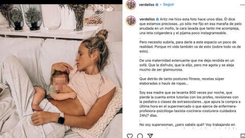 Verdeliss dándole el pecho a su hija Deva 