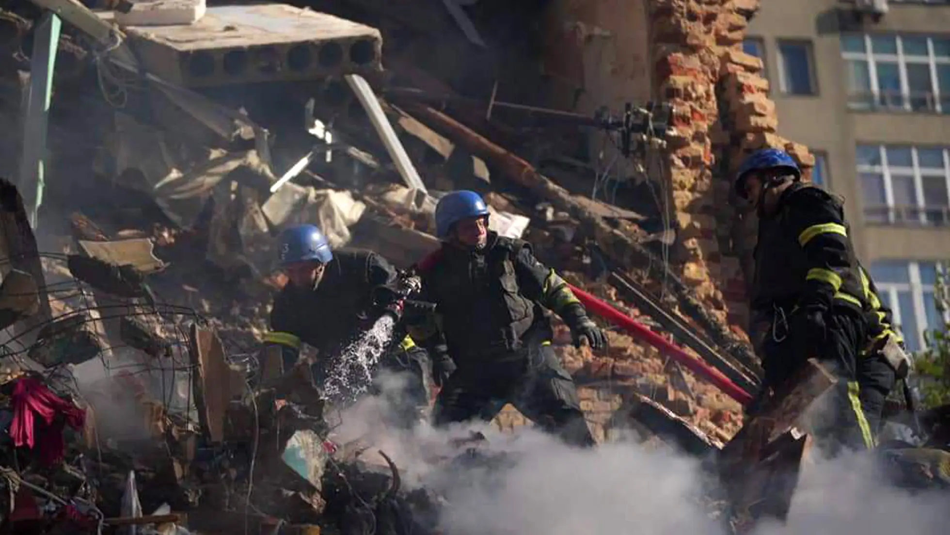 Guerra Ucrania Rusia hoy, última hora del ataque de los drones kamikaze en Kiev, Putin y Zelensli en directo Guerra Ucrania Rusia hoy, última hora del ataque de los drones kamikaze en Kiev, Putin y Zelensli en directo