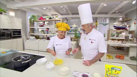 Arguiñano ya sabe el truco para conseguir tartas compactas y jugosas, ¿y tú? Arguiñano ya sabe el truco para conseguir tartas compactas y jugosas, ¿y tú?