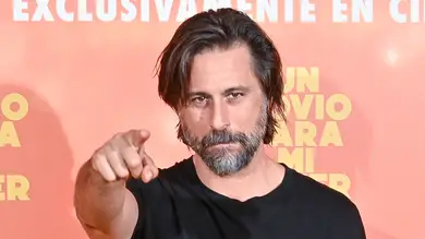La viral respuesta de Hugo Silva al ver que se hacen pasar por él en Tinder La viral respuesta de Hugo Silva al ver que se hacen pasar por él en Tinder