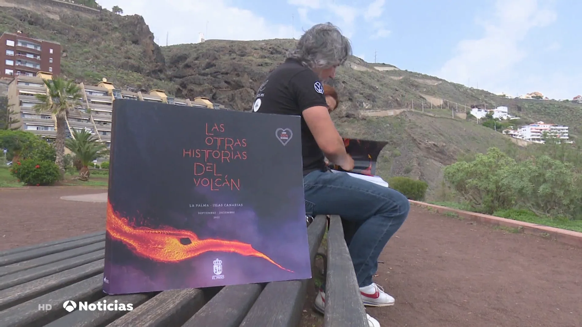 'Las otras historias del volcán', el libro solidario que revela cómo se vivió en La Palma la erupción del Cumbre Vieja 