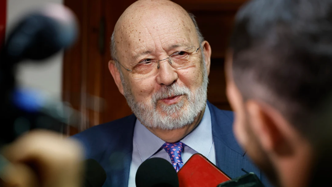 Tezanos responde a las cr&iacute;ticas del PP