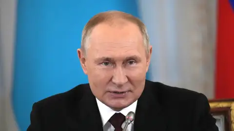 Putin declara la ley marcial en cuatro territorios Putin declara la ley marcial en cuatro territorios