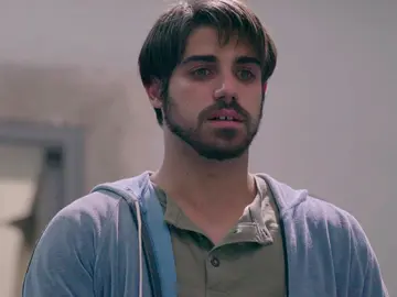 ¿Un crimen como el de Ana Mari? Ciriaco se deja llevar por la rabia y tira a 'El tuerto' por las escaleras ¿Un crimen como el de Ana Mari? Ciriaco se deja llevar por la rabia y tira a 'El tuerto' por las escaleras