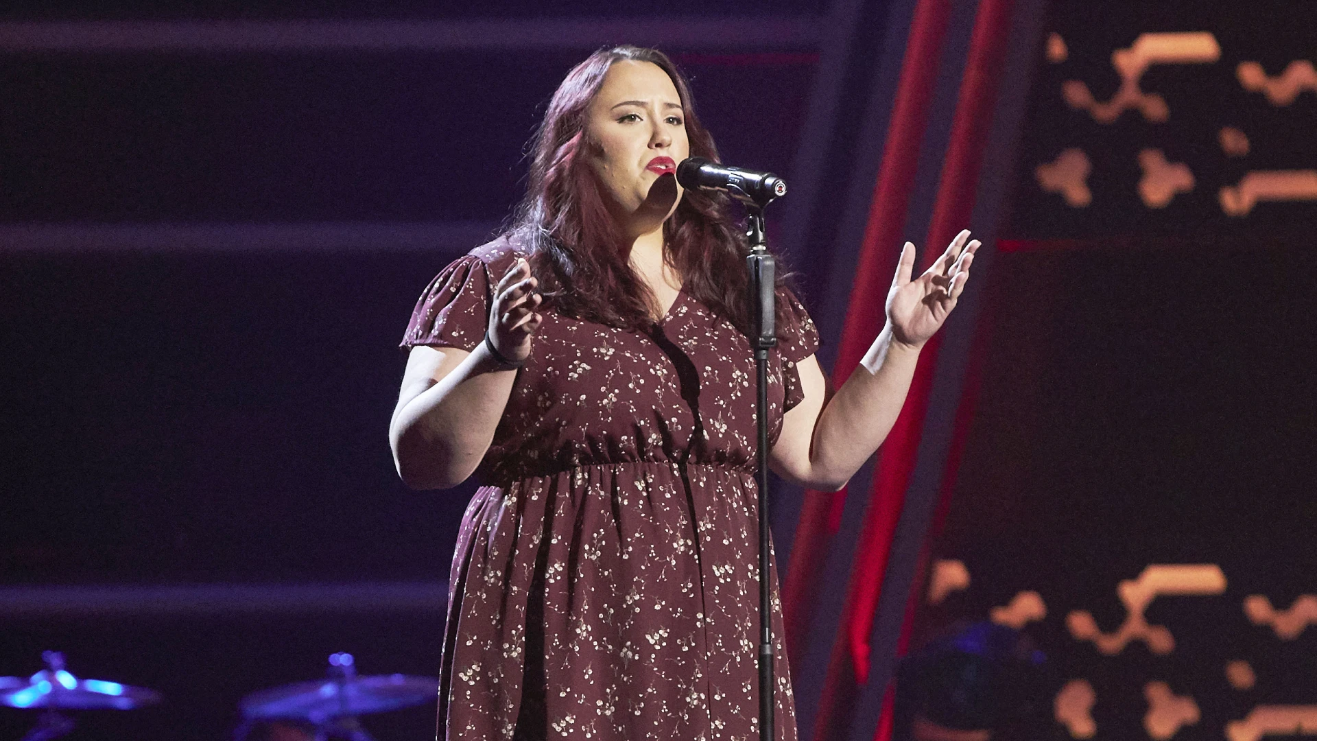 Marina Hernández se atreve con un tema de Céline Dion en ‘La Voz’ Marina Hernández se atreve con un tema de Céline Dion en ‘La Voz’
