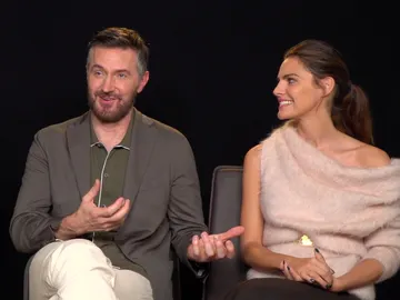 Richard Armitage y Amaia Salamanca presentan 'La piel del tambor' Richard Armitage y Amaia Salamanca presentan 'La piel del tambor'