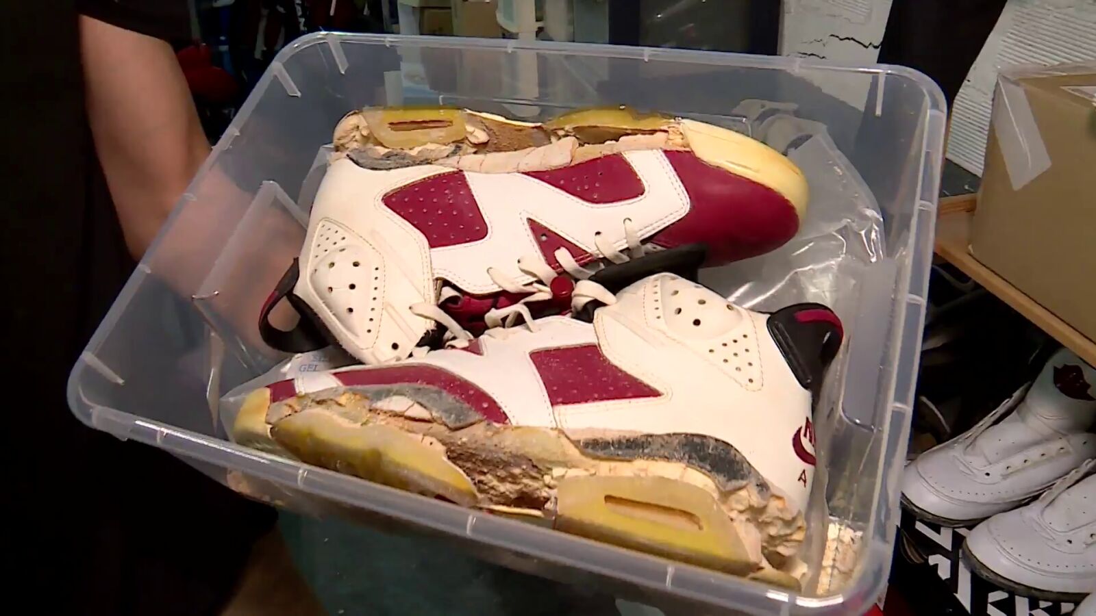 Cómo limpiar la suela de las zapatillas