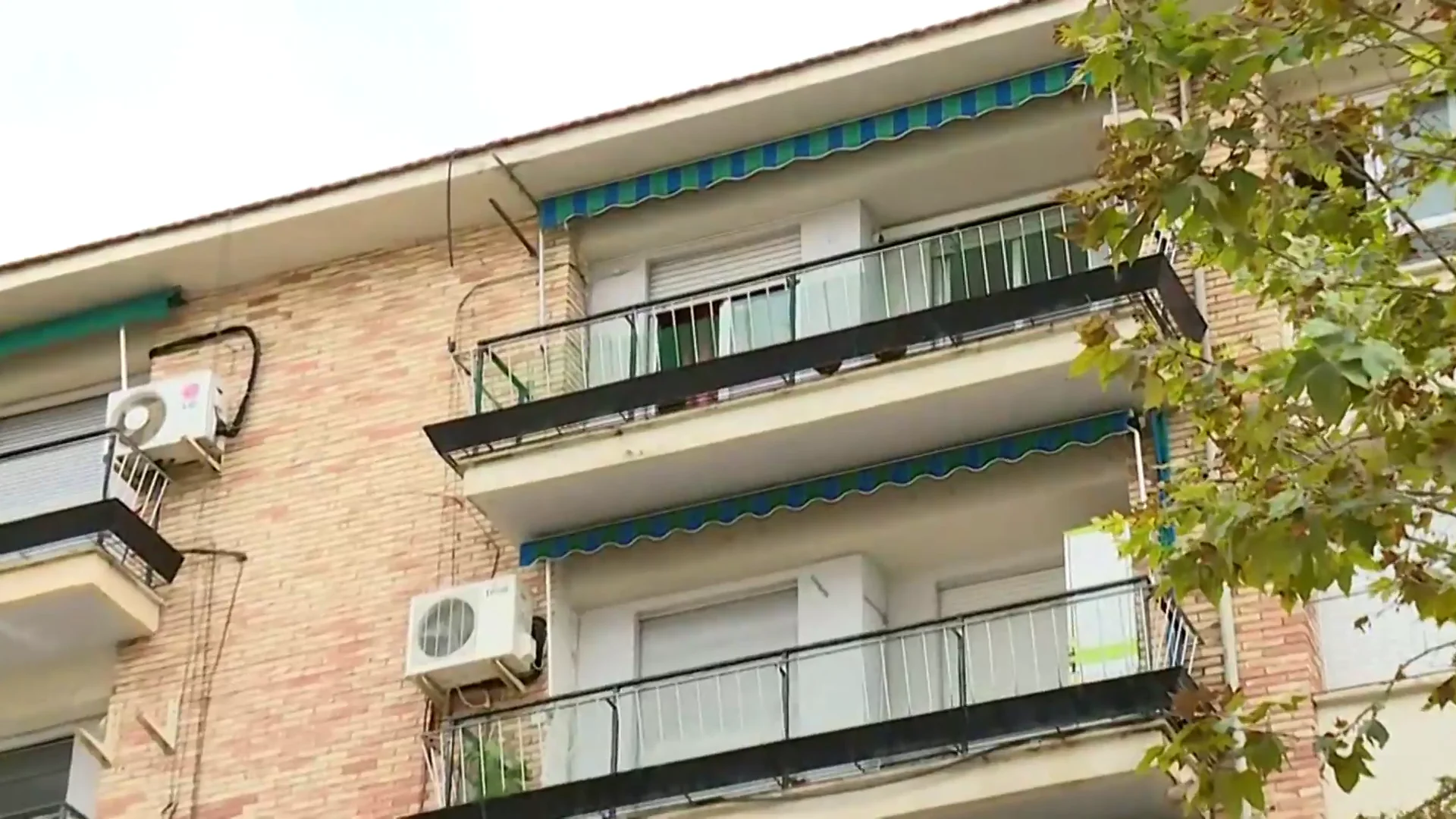 Un hombre degüella a su pareja y después intenta suicidarse en Alcoy Un hombre degüella a su pareja y después intenta suicidarse en Alcoy