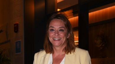 La discreción de Toñi Moreno a la salida de la boda de María del Monte e Inmaculada Casal