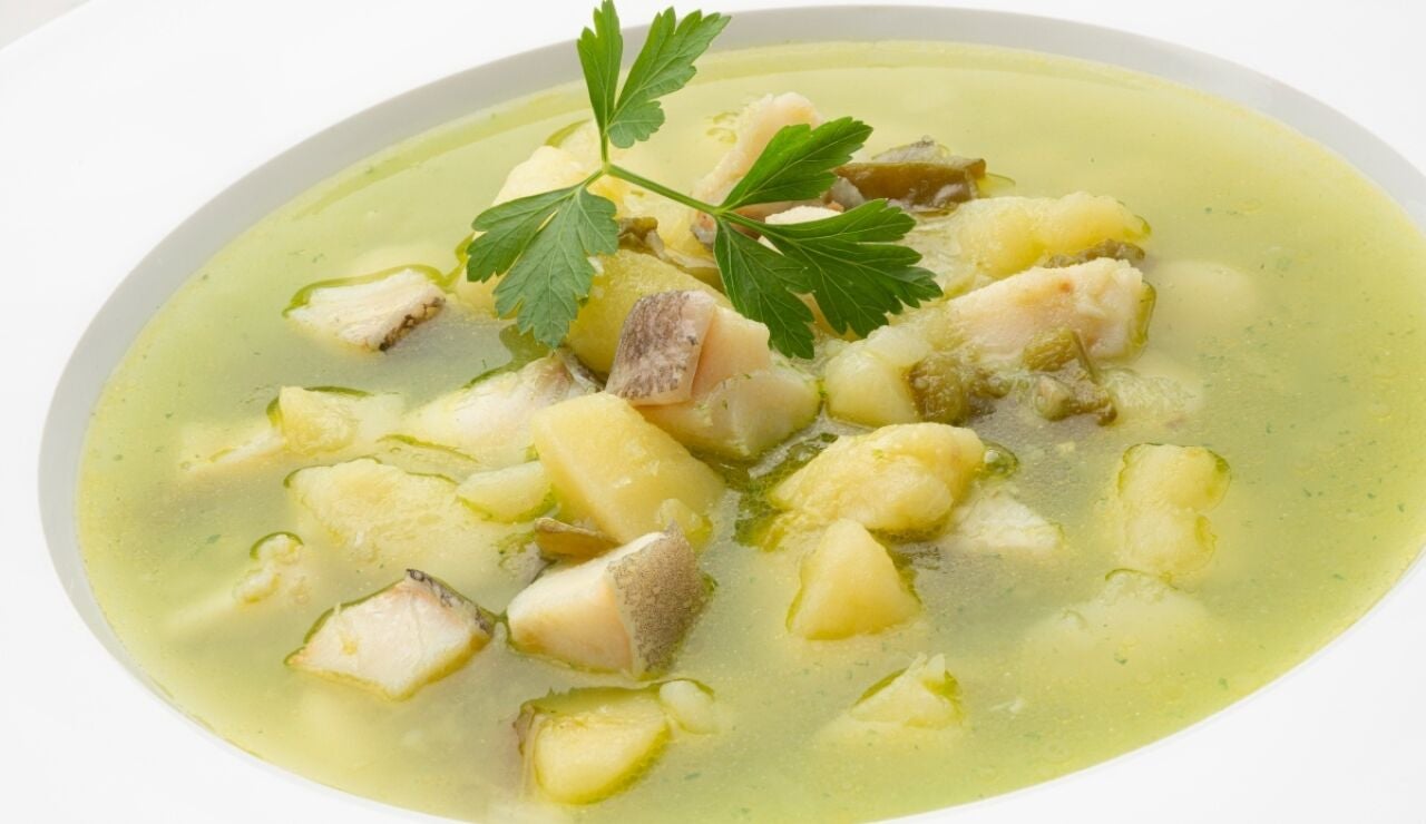 Patatas con bacalao al perejil