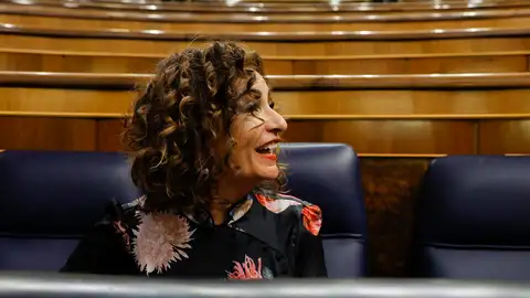La ministra de Hacienda María Jesús Montero en el Congreso La ministra de Hacienda María Jesús Montero en el Congreso