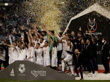 El Real Madrid celebra su victoria ante el Athletic en la pasada Supercopa
