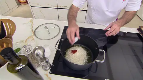 Cocina el arroz durante 18 minutos Cocina el arroz durante 18 minutos