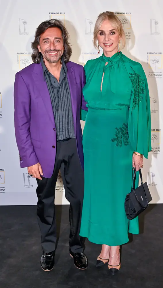 Mariola Orellana y Antonio Carmona en los Premios Academia del Perfume