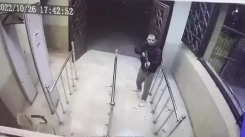 Imagen del atacante de un santuario en Irán Imagen del atacante de un santuario en Irán