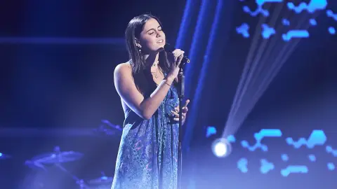 Chiara Oliver hace magia en el escenario de ‘La Voz’ versionando a Stevie Wonder Chiara Oliver hace magia en el escenario de ‘La Voz’ versionando a Stevie Wonder