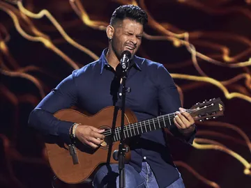 Omar González pone el ritmo de la salsa en ‘La Voz’ interpretando el tema ‘Idilio’ Omar González pone el ritmo de la salsa en ‘La Voz’ interpretando el tema ‘Idilio’