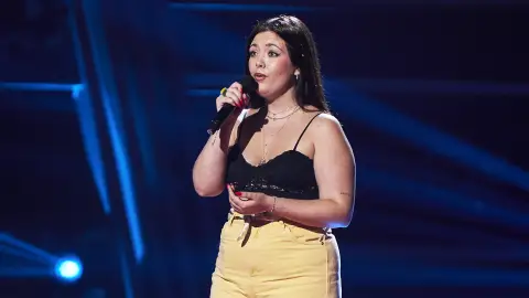 Alba Molina cierra en el último momento el equipo de Pablo López cantando ‘Nana del mediterráneo’ en ‘La Voz’ Alba Molina cierra en el último momento el equipo de Pablo López cantando ‘Nana del mediterráneo’ en ‘La Voz’