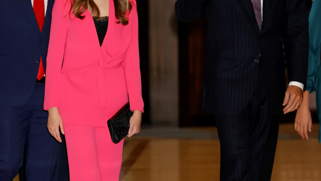 La princesa Leonor y el rey Felipe en el XXX concierto de los Premios Princesa de Asturias La princesa Leonor y el rey Felipe en el XXX concierto de los Premios Princesa de Asturias