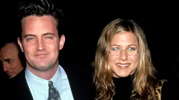 Matthew Perry y Jennifer Aniston, Chandler y Rachel en 'Friends' Matthew Perry y Jennifer Aniston, Chandler y Rachel en 'Friends'