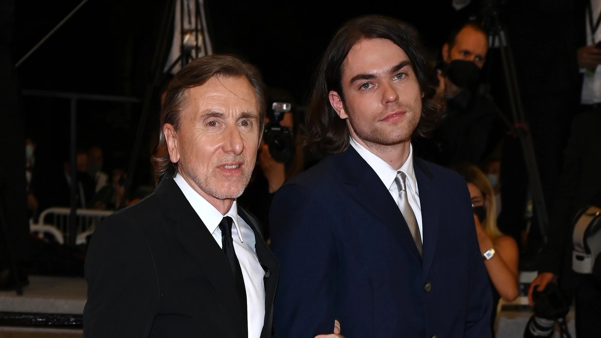 El actor Tim Roth y su hijo Cormac Roth El actor Tim Roth y su hijo Cormac Roth