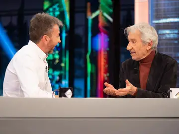 José Sacristán revela cómo son sus hábitos de vida: desde dejar de fumar, hasta dormir 10 horas José Sacristán revela cómo son sus hábitos de vida: desde dejar de fumar, hasta dormir 10 horas