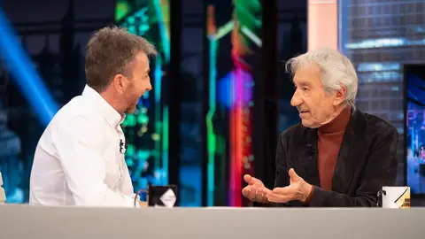 José Sacristán revela cómo son sus hábitos de vida: desde dejar de fumar, hasta dormir 10 horas José Sacristán revela cómo son sus hábitos de vida: desde dejar de fumar, hasta dormir 10 horas