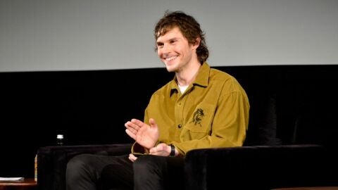 Evan Peters durante el encuentro con los fans