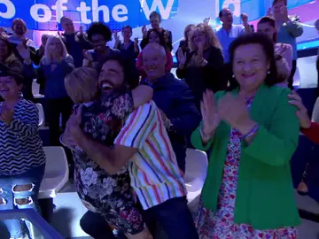 ¡Se entrega al máximo! Raúl Gómez sube al ‘Top of the word’ con el público de ‘Pasapalabra’ ¡Se entrega al máximo! Raúl Gómez sube al ‘Top of the word’ con el público de ‘Pasapalabra’