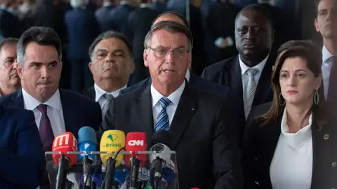 Jair Bolsonaro comparece tras su derrota en las elecciones de Brasil Jair Bolsonaro comparece tras su derrota en las elecciones de Brasil