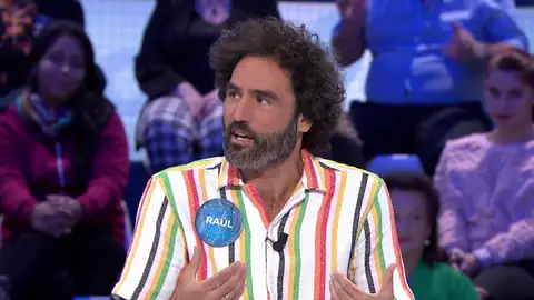 El ’outfit’ de Raúl Gómez que llama la atención a Roberto Leal: “¿Es una toalla?” El ’outfit’ de Raúl Gómez que llama la atención a Roberto Leal: “¿Es una toalla?”