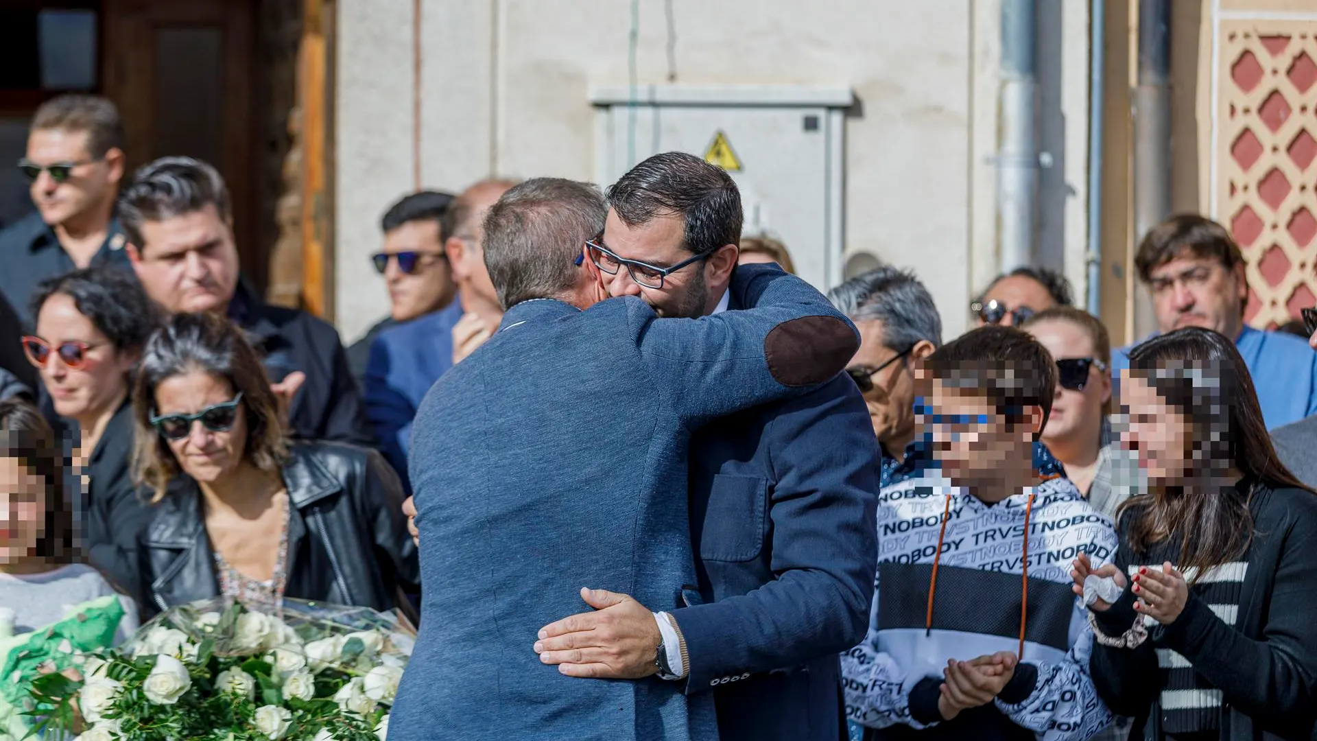 El padre de la pequeña Olivia en el homenaje a su hija El padre de la pequeña Olivia en el homenaje a su hija