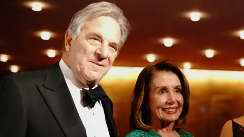 La presidenta de la Cámara de Representantes de Estados Unidos, Nancy Pelosi, con su esposo Paul Pelosi La presidenta de la Cámara de Representantes de Estados Unidos, Nancy Pelosi, con su esposo Paul Pelosi