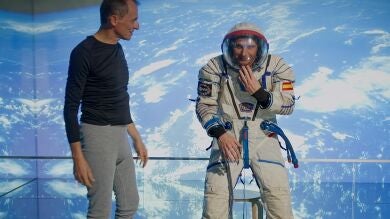 Pedro Duque desvela los secretos del espacio a ‘Joaquín, el novato’: la preparación, el kit de supervivencia y sus sensaciones al cumplir un sueño