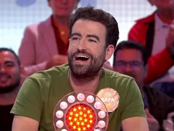 La estelar interpretación de Rafa al son de ‘El Canto del Loco’ despierta una ovación en ‘Pasapalabra’ La estelar interpretación de Rafa al son de ‘El Canto del Loco’ despierta una ovación en ‘Pasapalabra’
